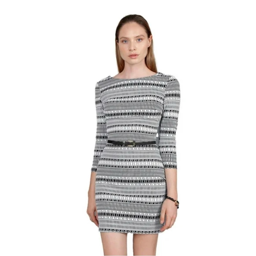 Elegant Black and White Patterned Dress size 3